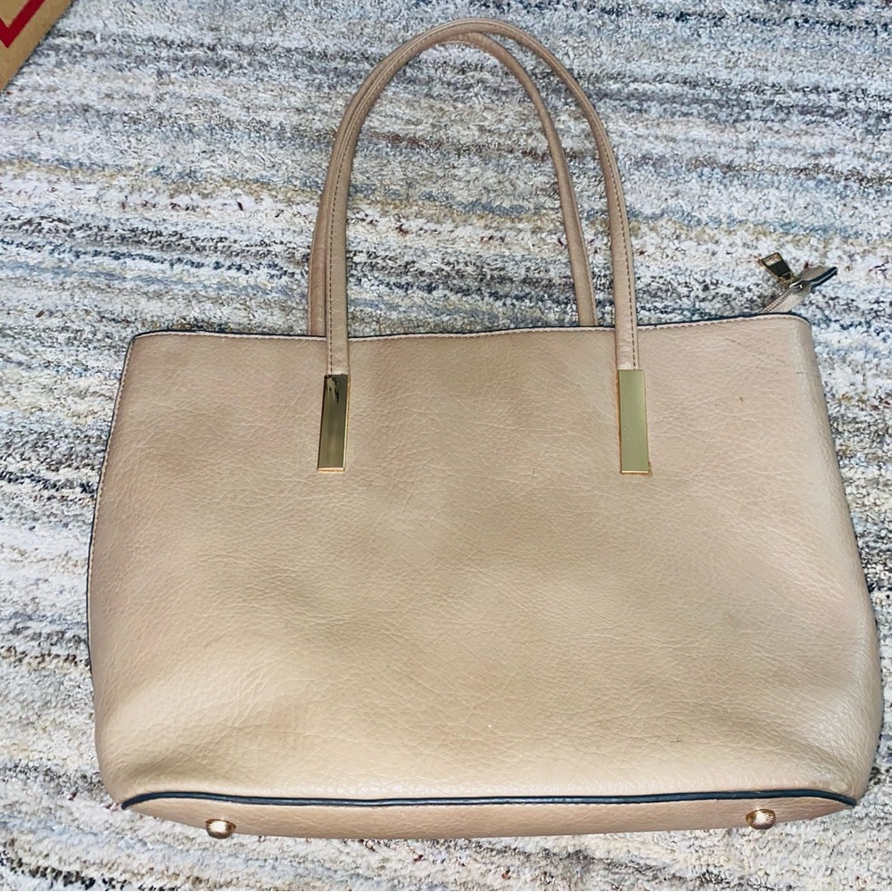Unk Beige Tote with Gold Hardware